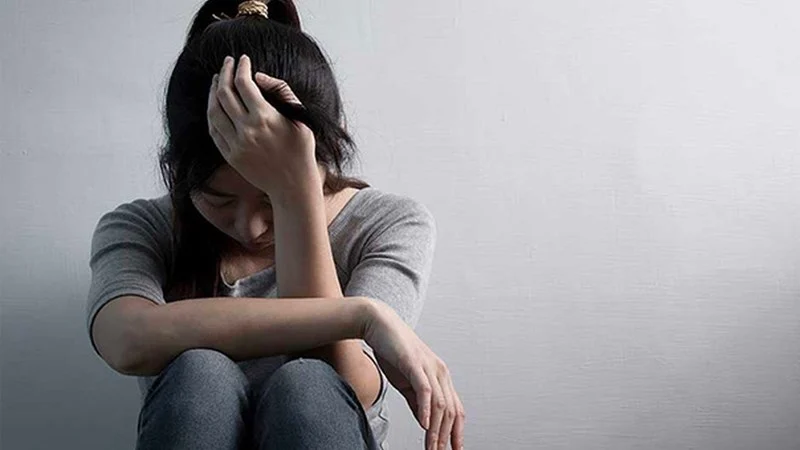 মানসিক চাপ কাটিয়ে ওঠার ৮টি কার্যকর উপায়